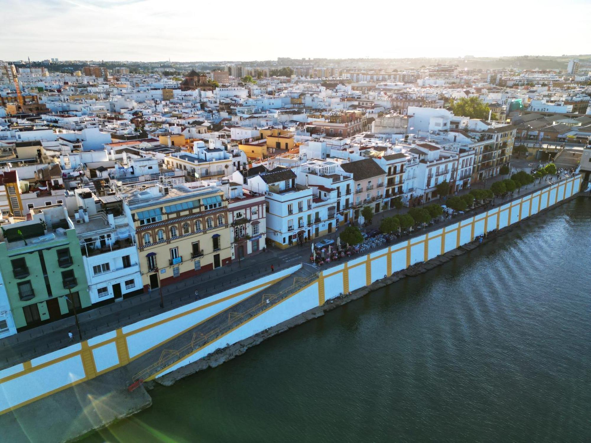Apartmán Wonderful Duplex In Calle Betis Sevilla Exteriér fotografie