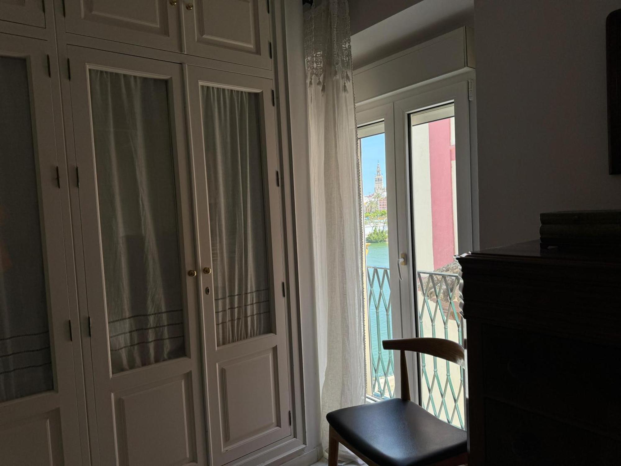 Apartmán Wonderful Duplex In Calle Betis Sevilla Exteriér fotografie